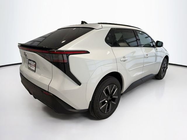 2026 Toyota bZ XLE - Photo 6