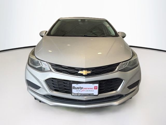 Used 2017 Chevrolet Cruze LT with VIN 1G1BE5SM5H7280582 for sale in Jefferson City, MO