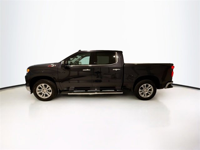 2024 Chevrolet Silverado 1500 LTZ photo 3