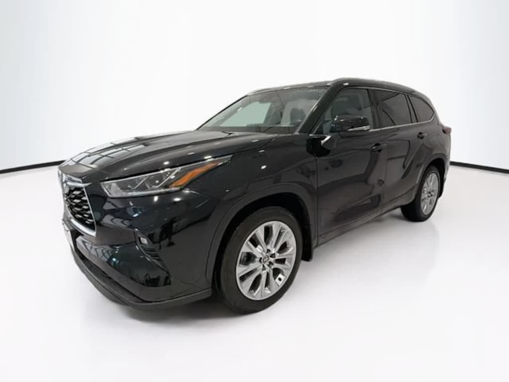 Certified 2025 Toyota Highlander Limited SUV