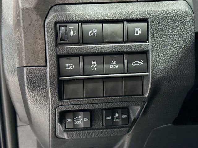2025 Toyota Tacoma Limited - Photo 9