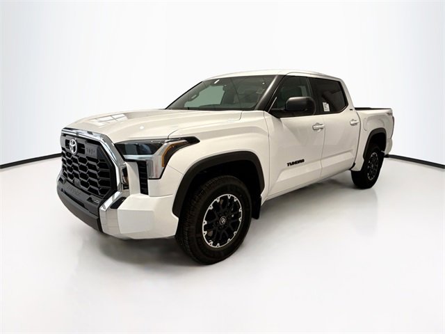 2026 Toyota Tundra SR5 CrewMax photo 3