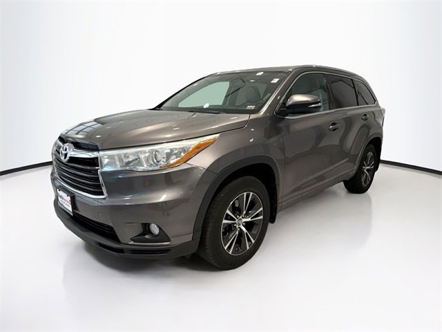 2016 Toyota Highlander XLE photo 3