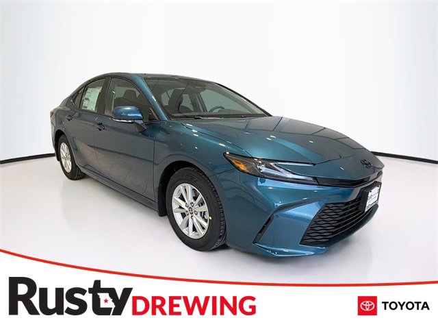 2026 Toyota Camry LE's photo