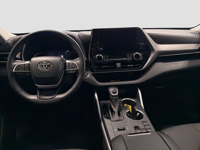2025 Toyota Highlander 21