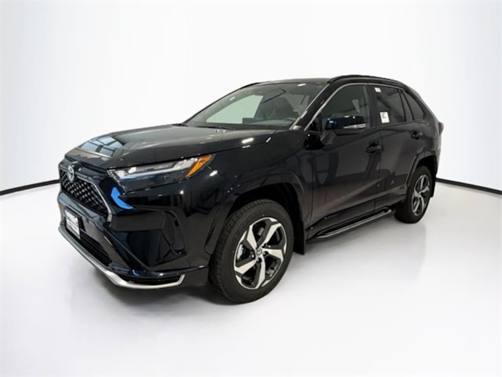 New 2025 Toyota RAV4 Plug-in Hybrid SE PLUG-IN HYBRID