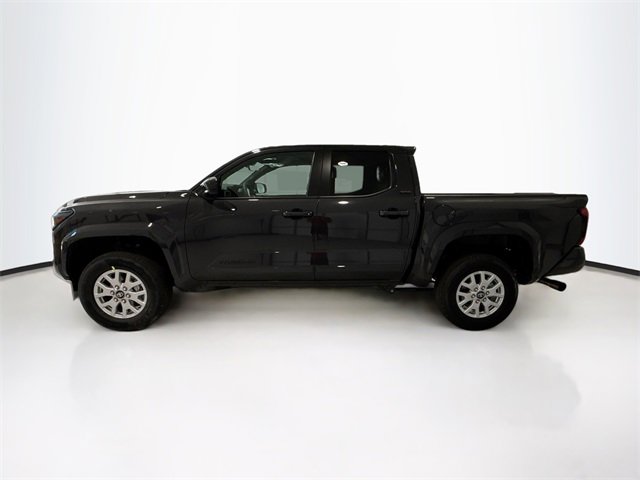 2025 Toyota Tacoma SR5 photo 4