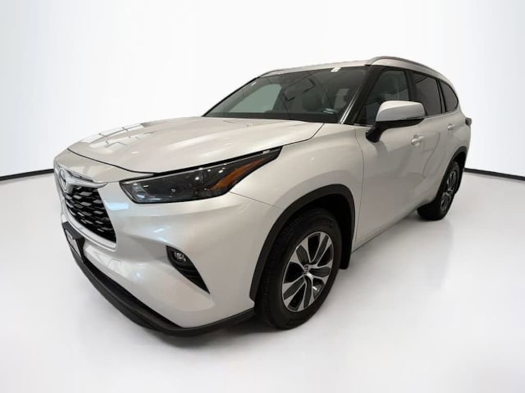 Certified 2026 Toyota Highlander XLE SUV