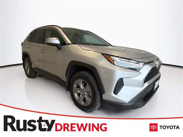 2023 Toyota RAV4 XLE's photo