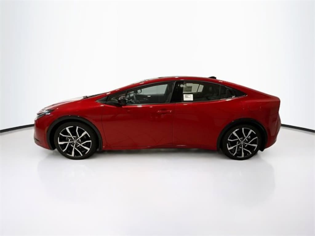 New 2026 Toyota Prius Plug-in Hybrid XSE Premium PLUG-IN HYBRID