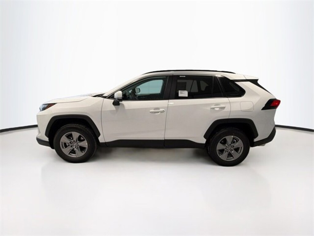 New 2025 Toyota RAV4 XLE XLE AWD SUV