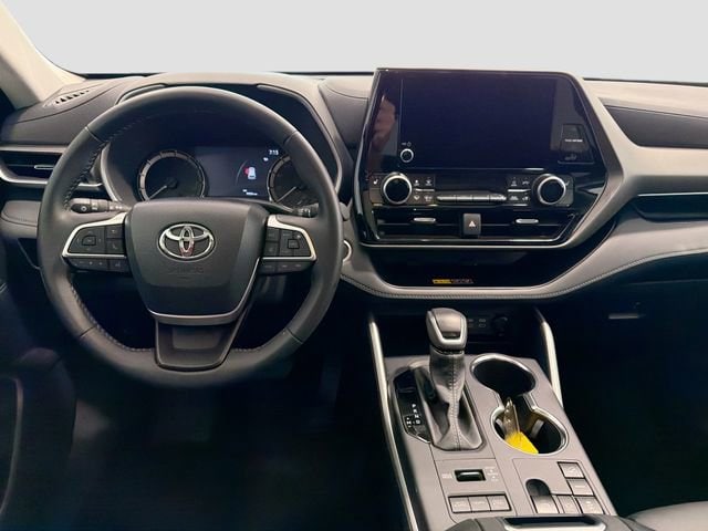 2026 Toyota Highlander 21