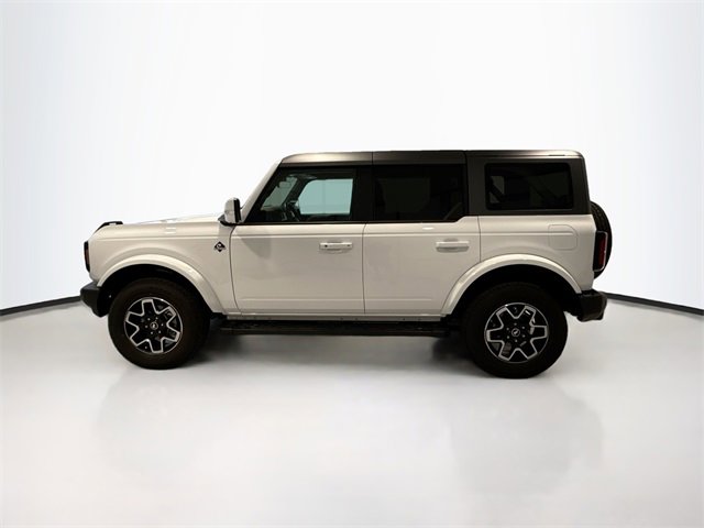 2024 Ford Bronco Outer Banks photo 4