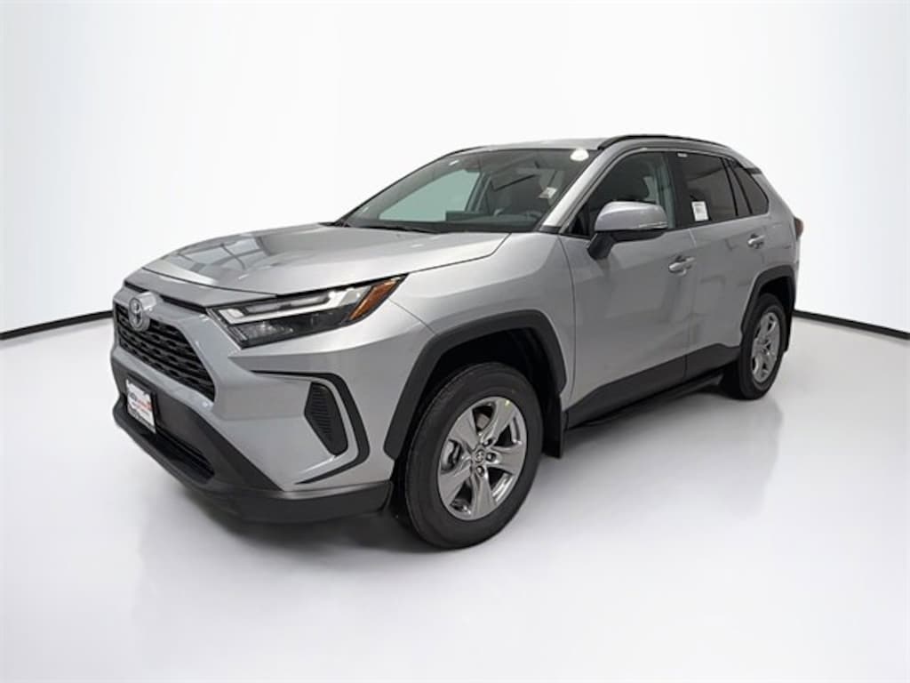 New 2025 Toyota RAV4 XLE XLE AWD SUV