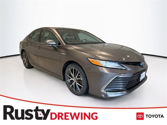 2021 Toyota Camry XLE's photo
