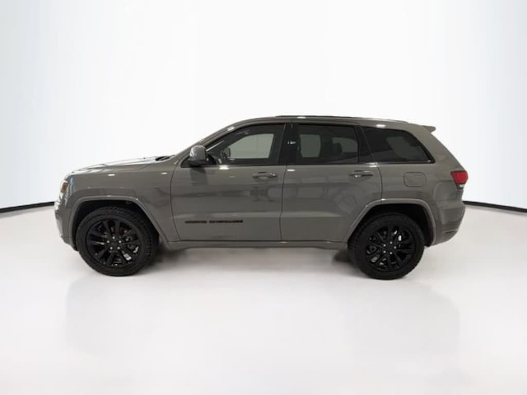 Used 2020 Jeep Grand Cherokee Altitude SUV