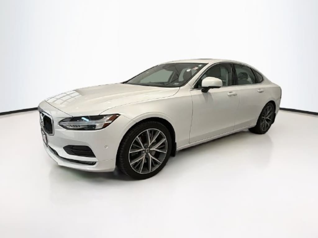 Used 2017 Volvo S90 T6 AWD Momentum Sedan