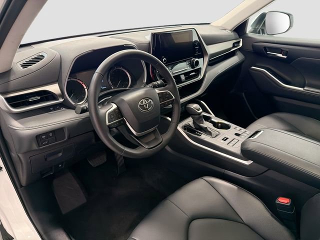 2026 Toyota Highlander 9