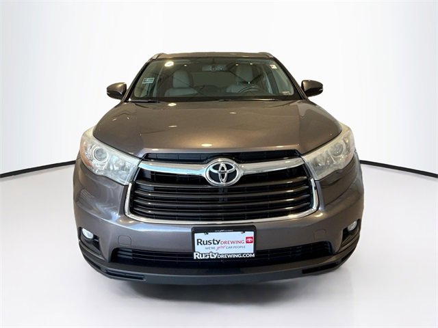 2016 Toyota Highlander XLE photo 2