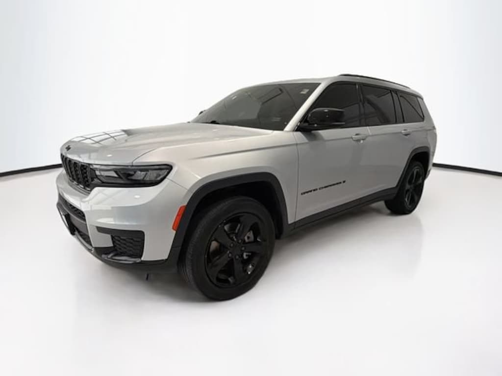 Used 2021 Jeep Grand Cherokee L Laredo SUV