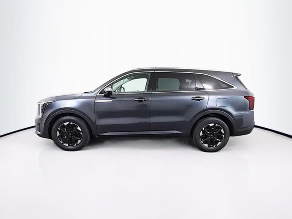 Used 2024 Kia Sorento S SUV