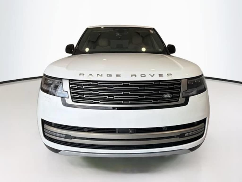 Used 2025 Land Rover Range Rover P400 SE 7 Seat SUV