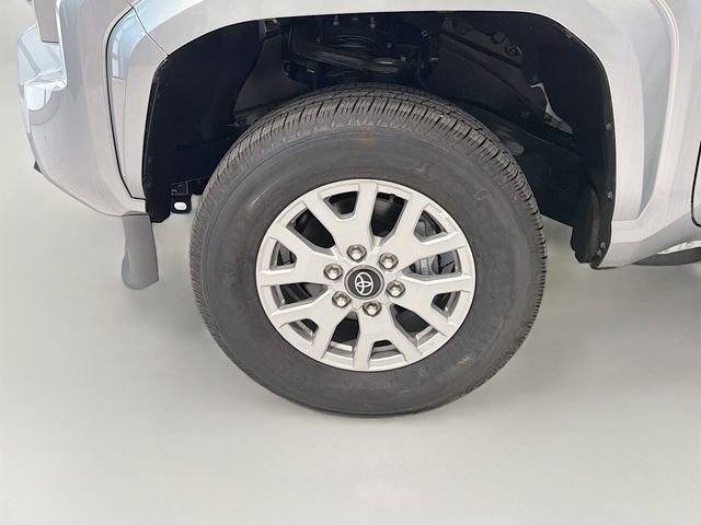 2026 Toyota Tacoma SR5 - Photo 21