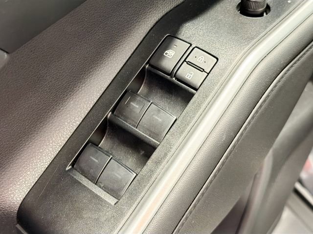 2025 Toyota Highlander 18