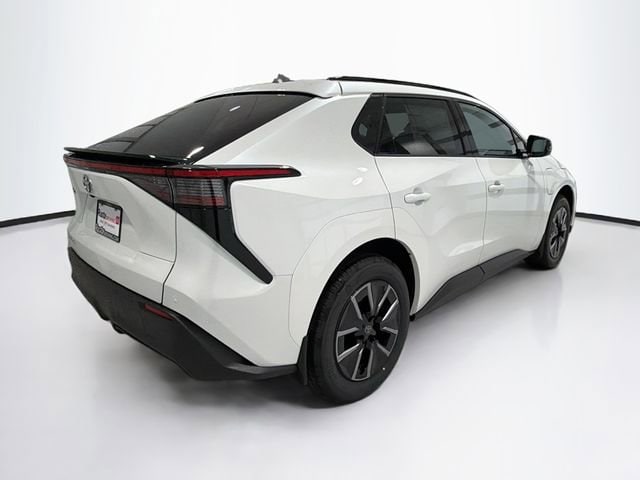 2026 Toyota bZ XLE - Photo 6