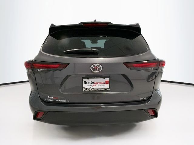 2025 Toyota Highlander 6