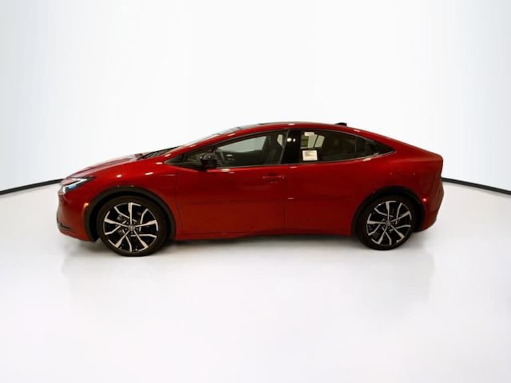 New 2026 Toyota Prius Plug-in Hybrid XSE Premium PLUG-IN HYBRID