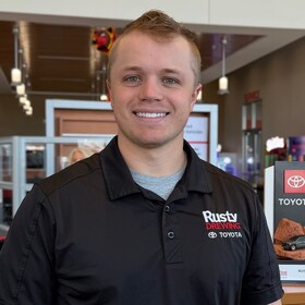 Staff member Thomas Bruemmer from ID_52a9f80443d6