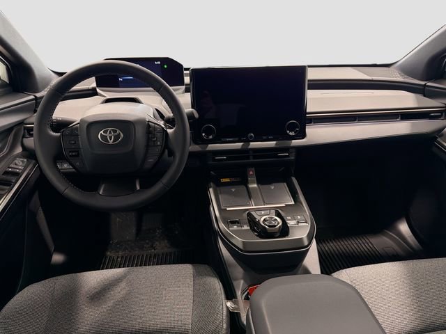 2026 Toyota bZ XLE - Photo 18
