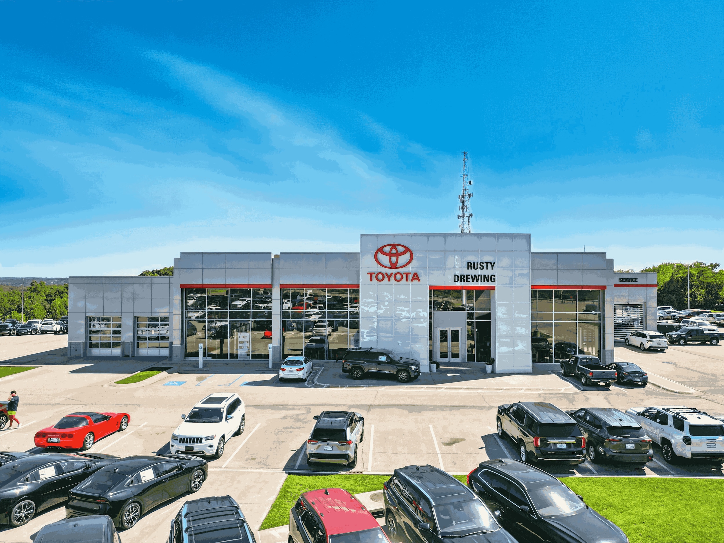 Rusty Drewing Toyota — Jefferson City, MO aerial view