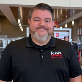 Staff member Jay Wolfe from ID_52a9f80443d6