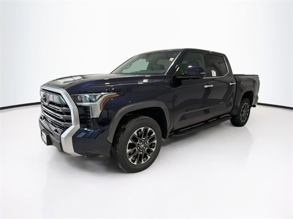 New 2026 Toyota Tundra Limited LIMITED CREWMAX 5.5