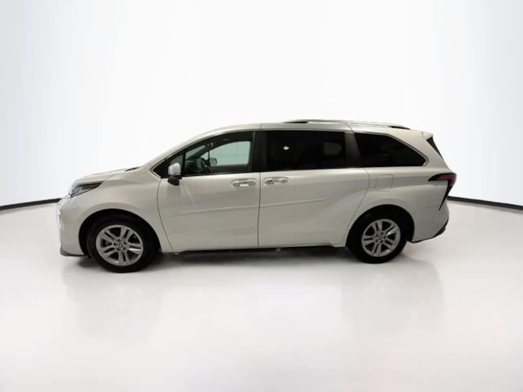 Used 2025 Toyota Sienna Limited 7 Passenger Van Passenger Van