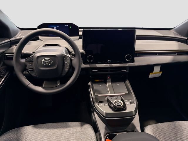 2026 Toyota bZ XLE - Photo 19
