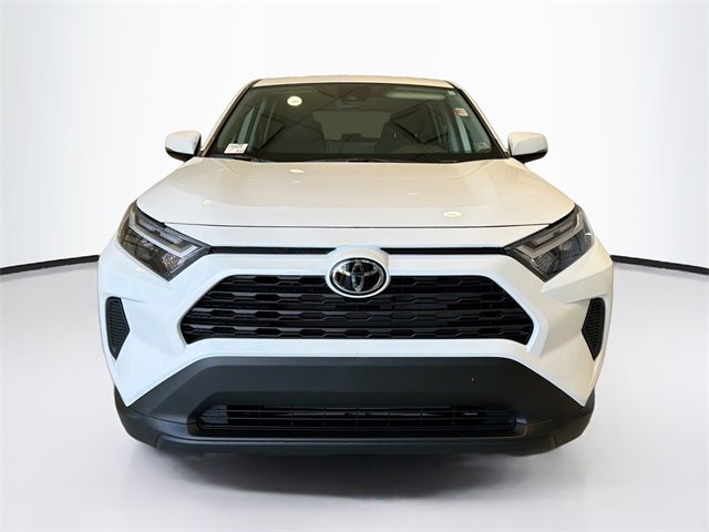 2025 Toyota RAV4 LE photo 2