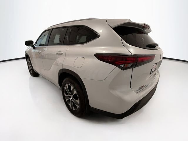 2026 Toyota Highlander 5