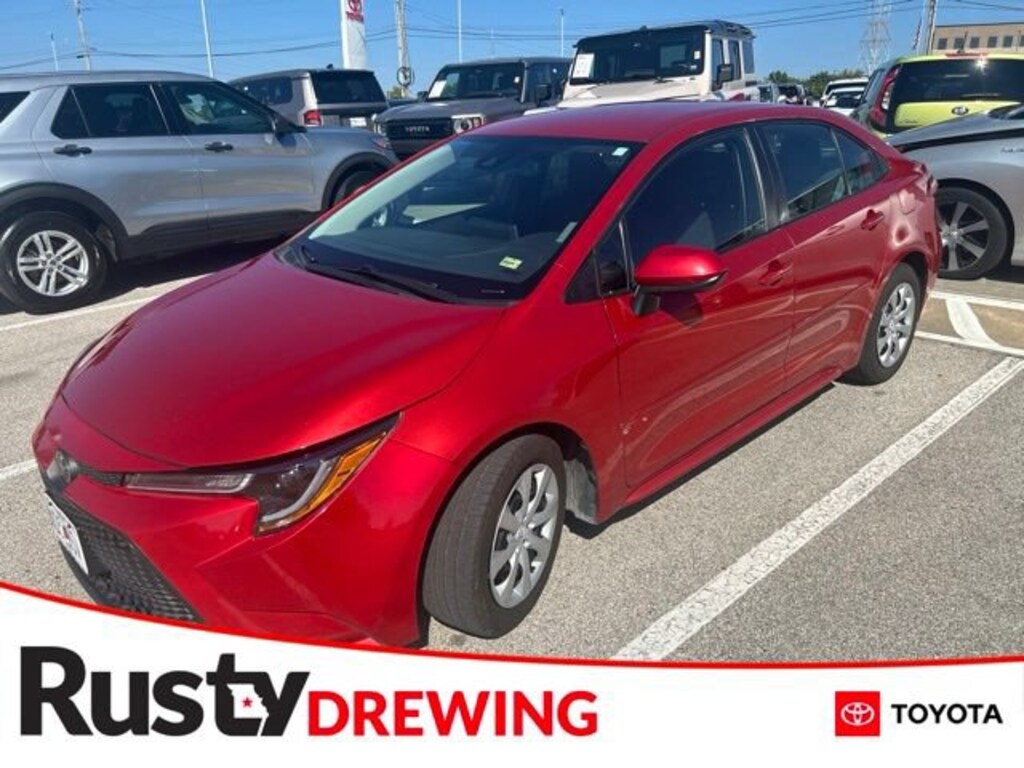 Used 2021 Toyota Corolla LE Sedan