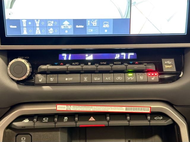 2026 Toyota Tundra Platinum - Photo 14
