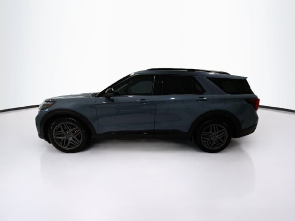 Used 2025 Ford Explorer ST SUV