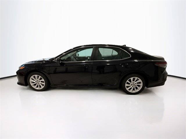 2024 Toyota Camry LE photo 4