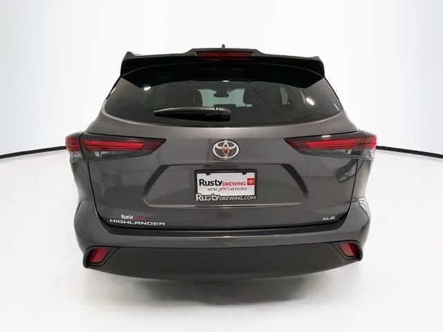 2025 Toyota Highlander 6
