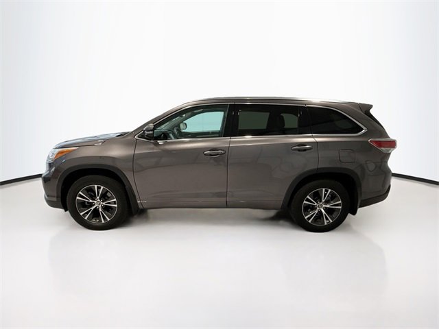 2016 Toyota Highlander XLE photo 4