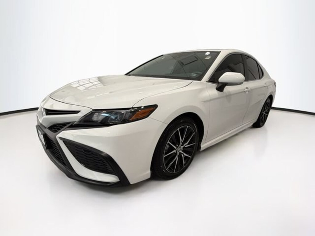 Certified 2024 Toyota Camry Hybrid SE Sedan