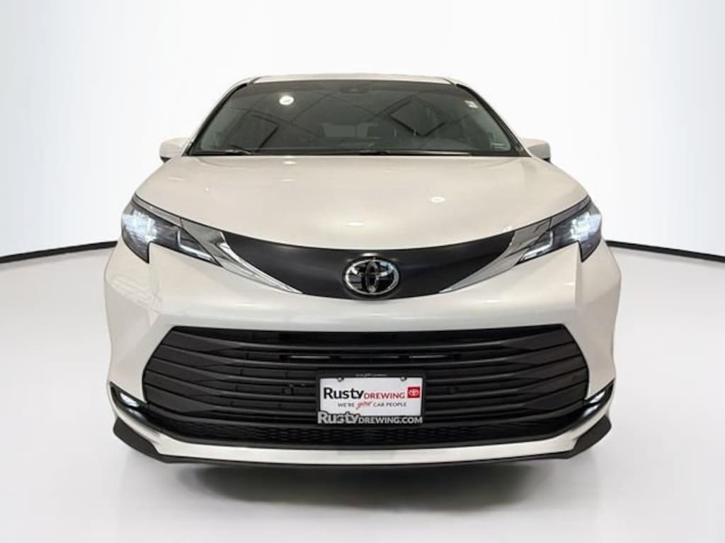 Certified 2026 Toyota Sienna XLE 7 Passenger Van Passenger Van