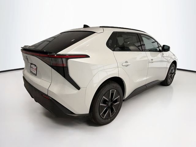2026 Toyota bZ XLE - Photo 6