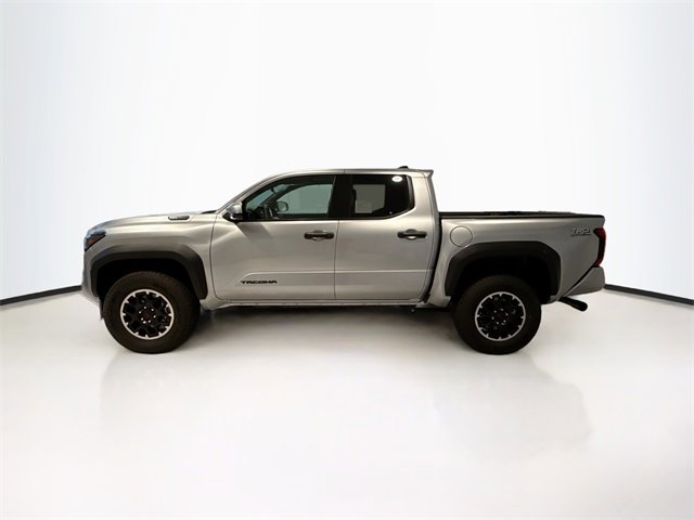 2025 Toyota Tacoma TRD Off-Road Double Cab photo 4